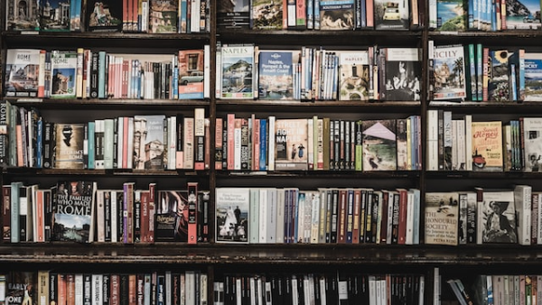 14 Books all Business Leaders Need on their Bookshelf in 2023